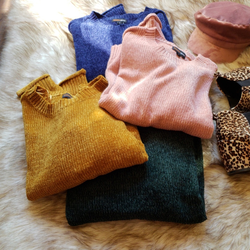 🚨LAST PAIR//The Luna//Blue chenille Sweater - Picture 5 of 8